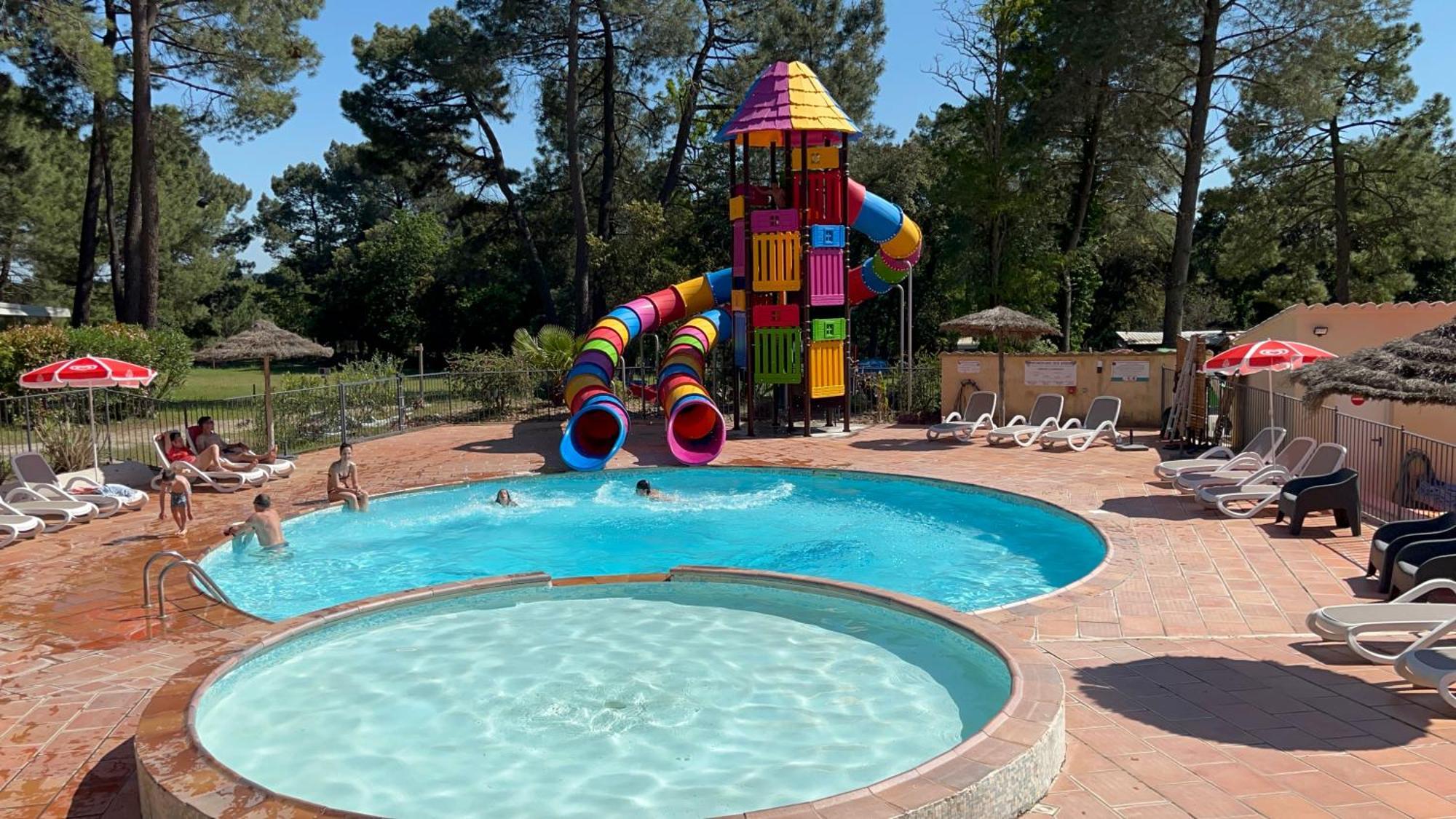 Camping La Simioune En Provence Bollène Buitenkant foto