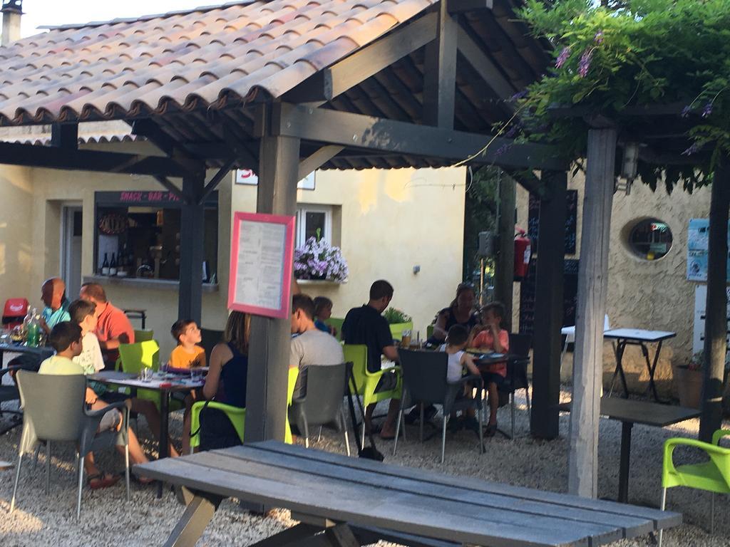 Camping La Simioune En Provence Bollène Buitenkant foto